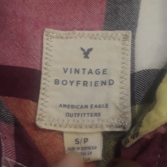 American Eagle Vintage Boyfriend Button Down - Picture 2 of 3
